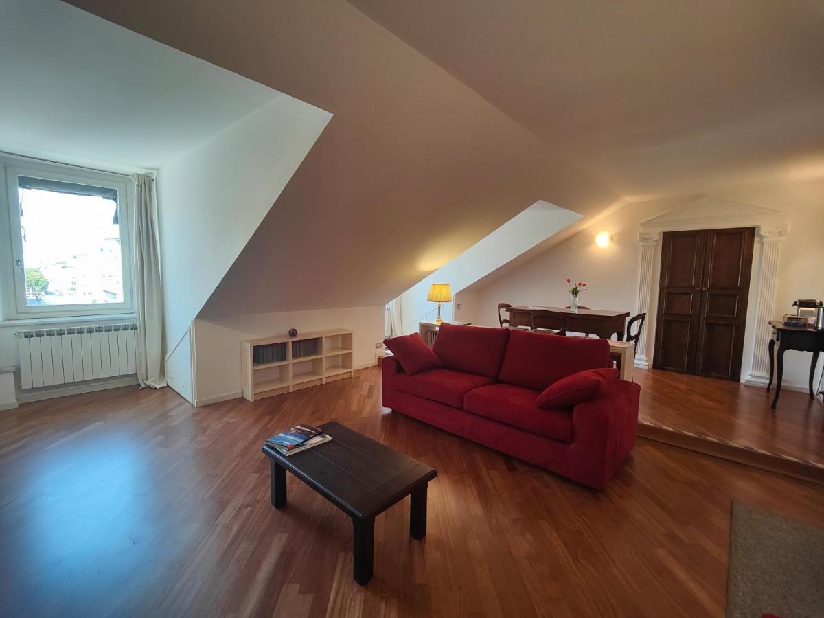 Hostdomus - September Suite Турин Экстерьер фото
