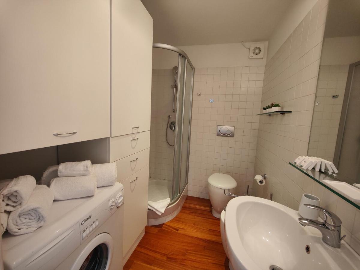 Hostdomus - September Suite Турин Экстерьер фото